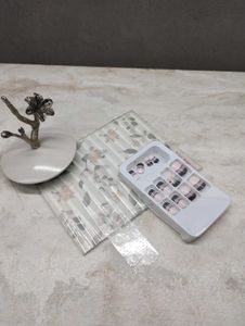 Brand New Artificial Press On Nails