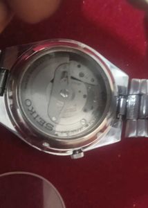 Seiko 5 Automatic Watch - Vintage Style