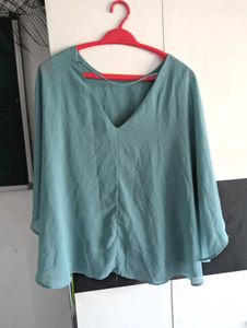 Flowy Sleeve Top