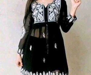 Chikankari kurti