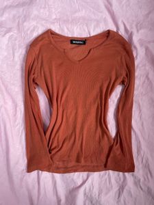 Fitted Top