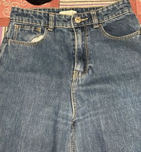 Ripped Wide-Leg Jeans