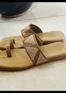 Pretty women flats