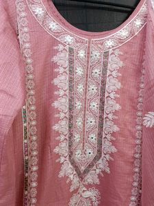 beautiful Pakistani suit 😍