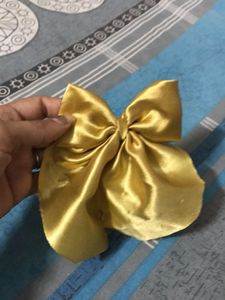 Golden Hair Bow