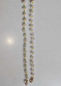 Daisy Beaded Mask Chain