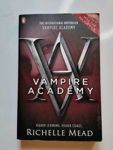 Vampire Academy by Richelle Mead