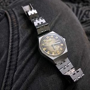 1980s Vintage CITIZEN Ladies Automatic Watch