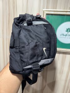 Nike Vintage Mini Crossbody Bag / Hip Sack