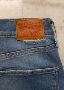 Levi&#39;s Jeans 311 Shaping Skinny