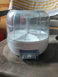 Grain Dispenser