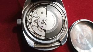 Vintage Men&#39;s Watches - Unique Find!