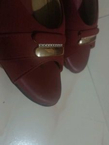 Maroon Casual Flats