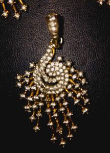 Gold Tone Jewelry Set