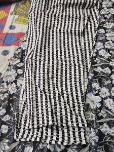 Libas Pillzo Set With Dupatta  Size Xl