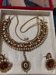 Nacklace Set