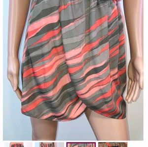 Grey Coral Strapless Hemline Gap 👗