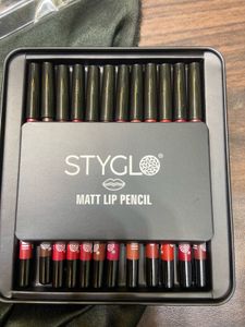 STYGIO Matt Lip Pencil