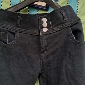 Black Skinny Fit Jean For Women