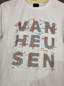 Van Heusen Graphic Print Tee Totally New