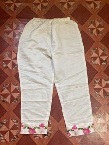 Elegant Floral Embroidered Kurta Set