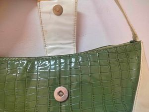 Stylish Green &amp; Ivory Shoulder Bag