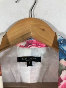 PARK AVENUE White Floral Printed Blazer (Women’s)