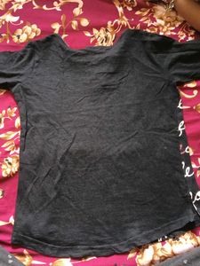 Unique Graphic Print Tee