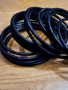 Black Bangle Set