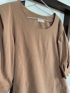 Korean Top