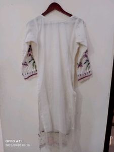 Pakistani White Embroidered Kurta Set