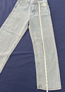 Daisy Embroidered Light Wash Jeans