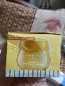 Dot &amp; Key Vit c Sunscreen &amp; Moisturizer