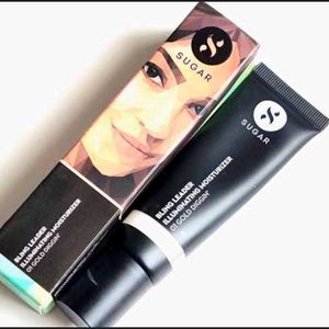 Bling Leader Illuminating Moisturizer Shade 01