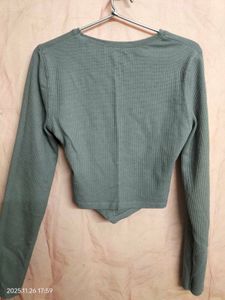 Long Sleeve Crop Top