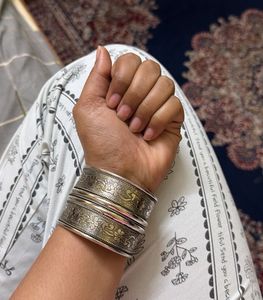 Silver Tone Floral Bangle Set