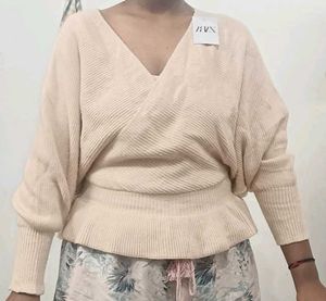Zara Sweater V-neck Puffed Sleeve Top