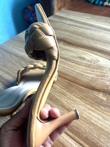 Mast And Harbour Braided Strap kitten heels