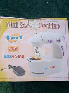 Mini Sewing Machine