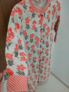 Floral Kurti 🧡🌺
