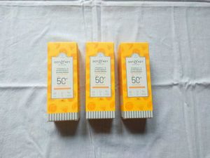 Dot &amp; Key Sunscreen