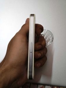 IPHONE 4s all Parts Are There But Battery Is Missi