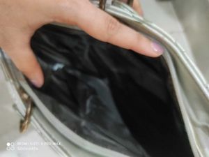 Stylish silver hand bag