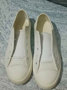 White Casual Sneakers