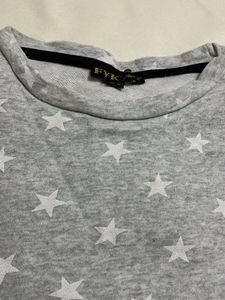 Starry Gray Cropped Tee