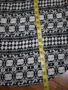 Patterned Sleeveless Top(size 44)