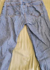 Straight Jeans