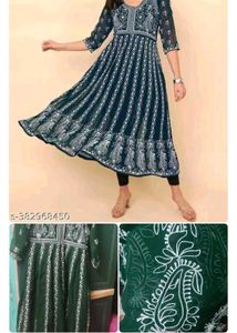 Elegant Green Embroidered Kurta