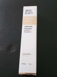 New Unused Swiss Beauty Lightweight Foundation