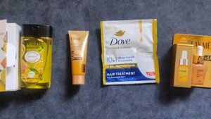 Lakme &amp; Pears Beauty Bundle